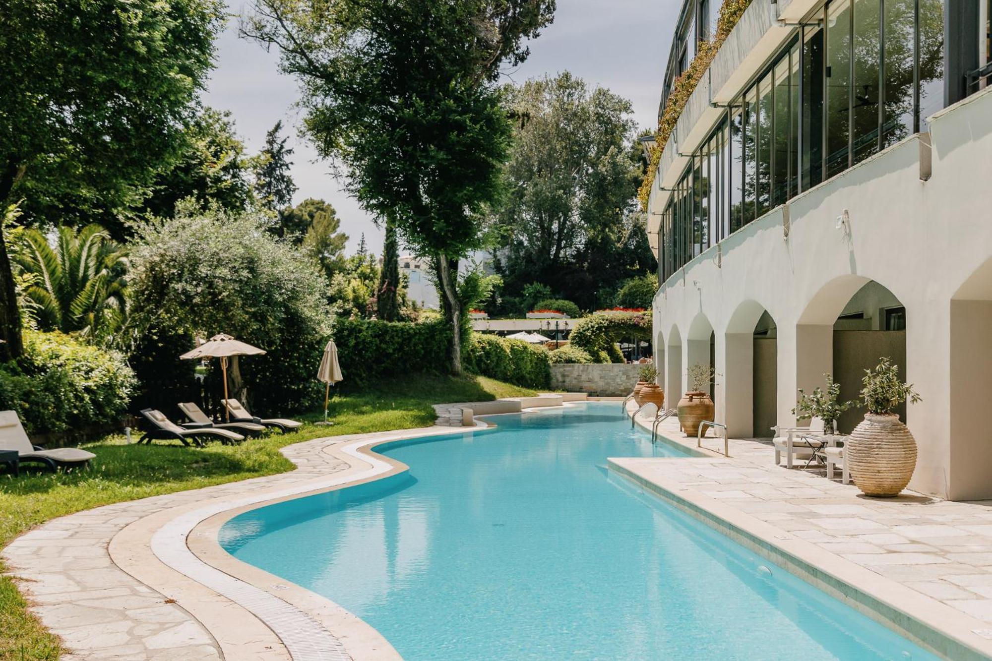 科孚宫酒店 帕拉马 外观 照片 The swimming pool at the hotel